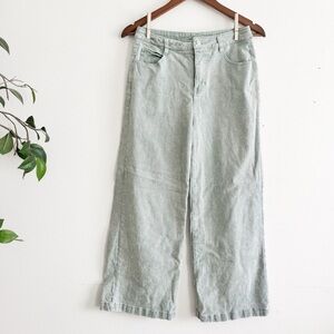 Sage green Entro wide leg capris medium